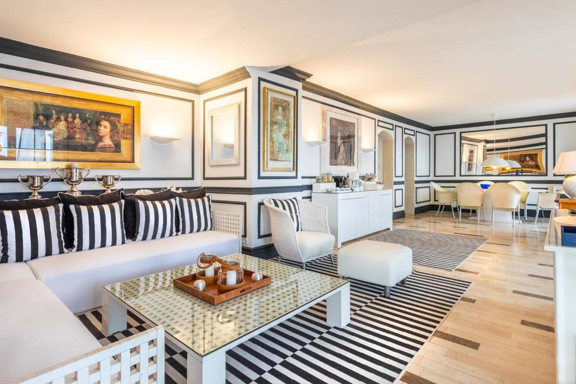 Elegant Lozica 4 Bedrooms Palazio Seafront Beautiful Infinity Pool Dubrovnik